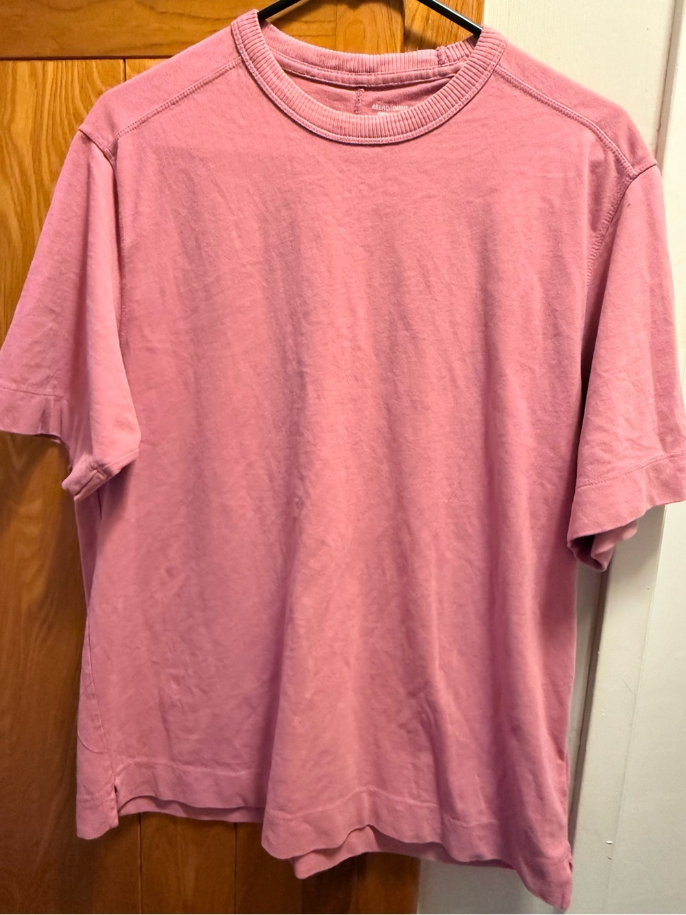 Men's Crewneck Short Sleeve Shirt - Pink